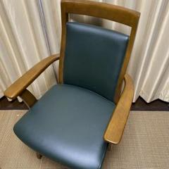 ダークグリーン アームチェア 木製　座面回転